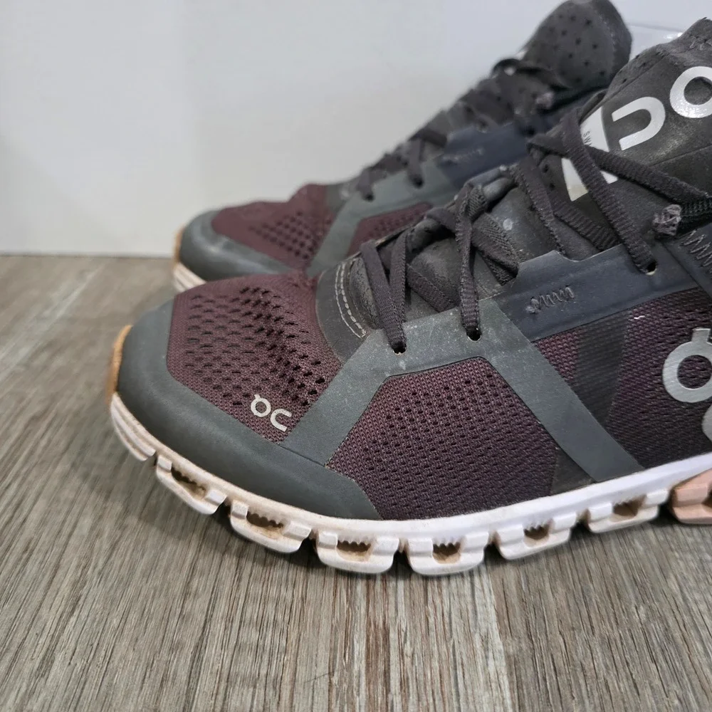 On Running Cloudflow Womens Size 6.5 Grey Pink Rock Rose Athletic Sneakers